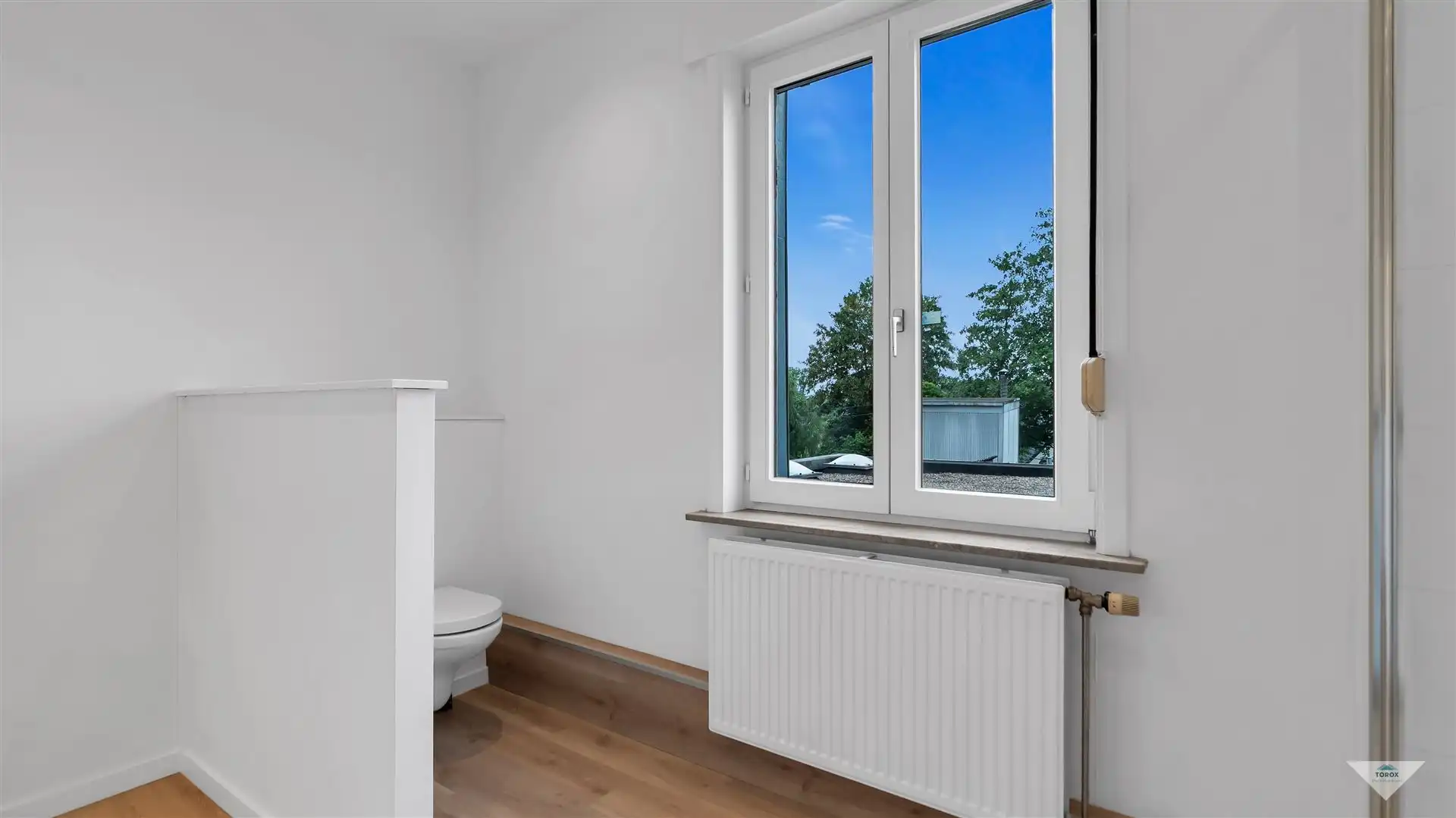Gerenoveerd appartement met 2 slaapkamers in centrum SJW foto 8