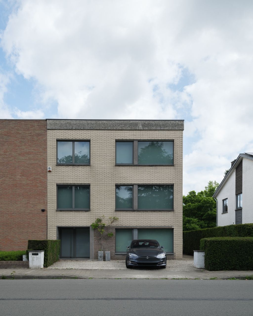 Kwalitatieve design bel-étage met 3 slaapkamers (mogelijkheid tot 5), bureauruimte en goed georiënteerde tuin te Sint-Amandsberg. foto 29