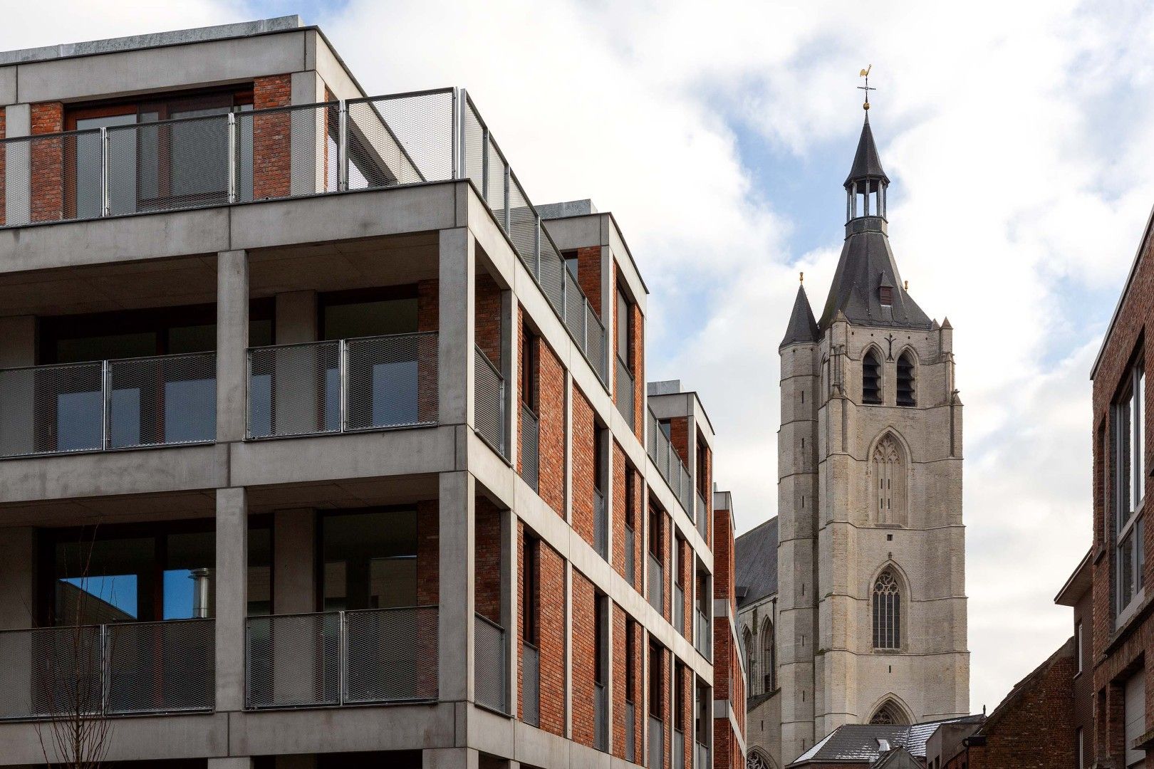 NIEUWBOUW COMMERCIËLE UNITS IN HET HIPPE PORTIER 51 foto 6