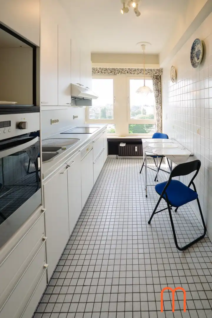 Ruim appartement te koop in Oostende met panoramisch zeezicht foto 7