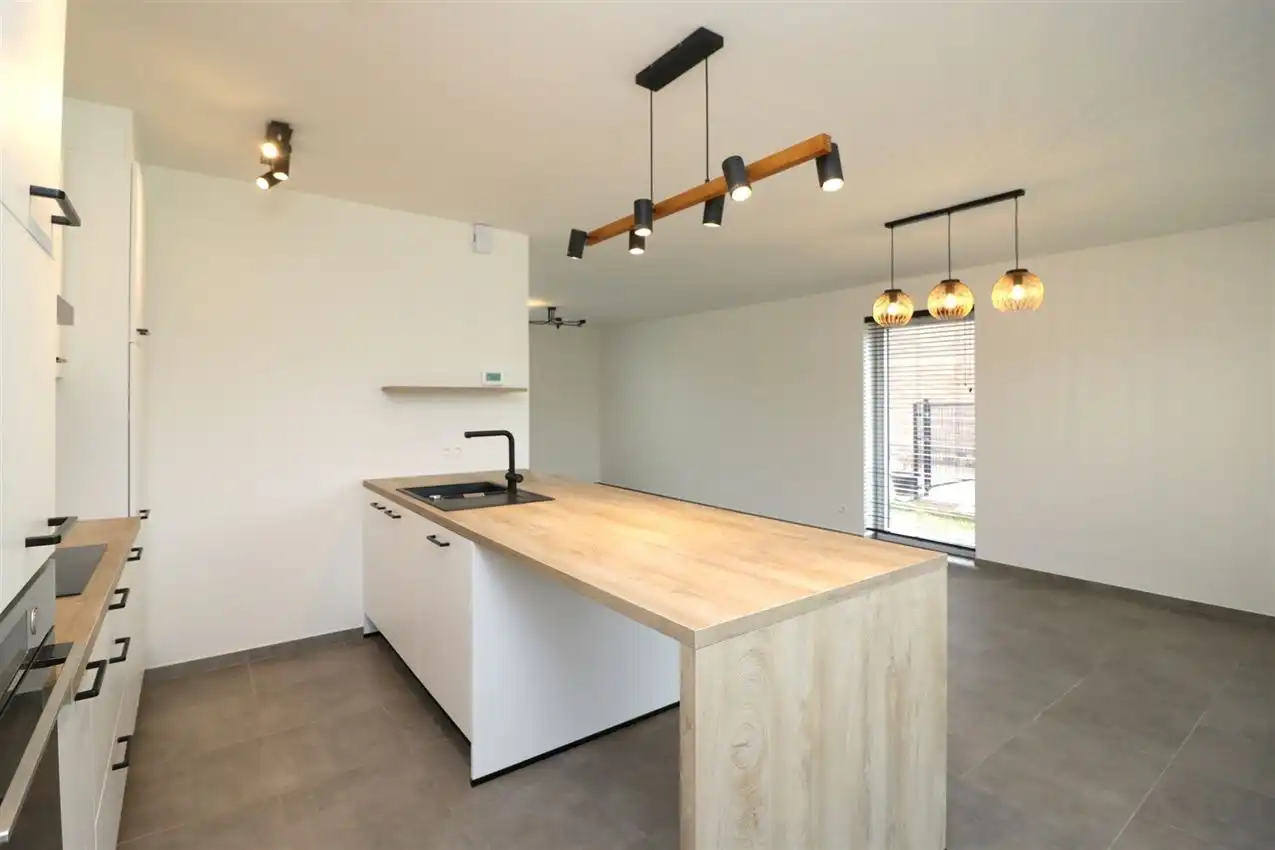 Nieuwbouw (A+) met 3 slaapkamers en mooie tuin op centrale ligging foto 8