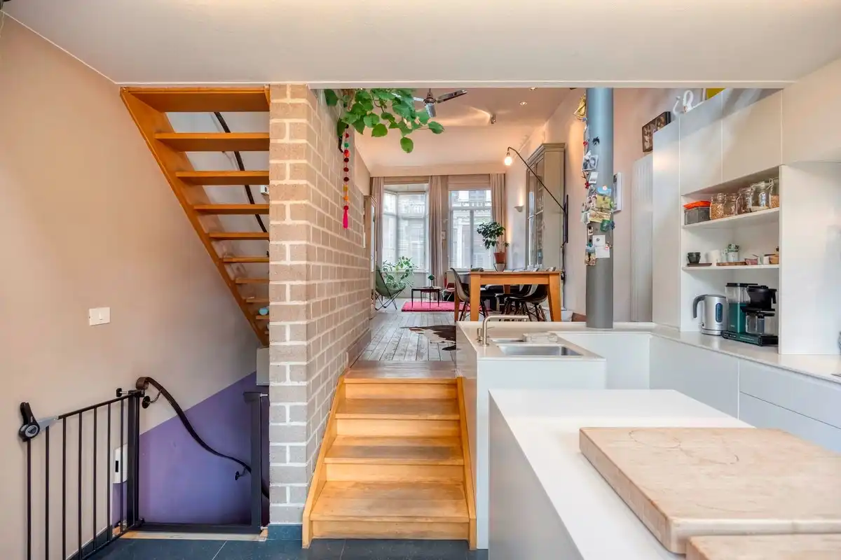 Aantrekkelijk burgerhuis met zonnige tuin en voormalig atelier foto 7