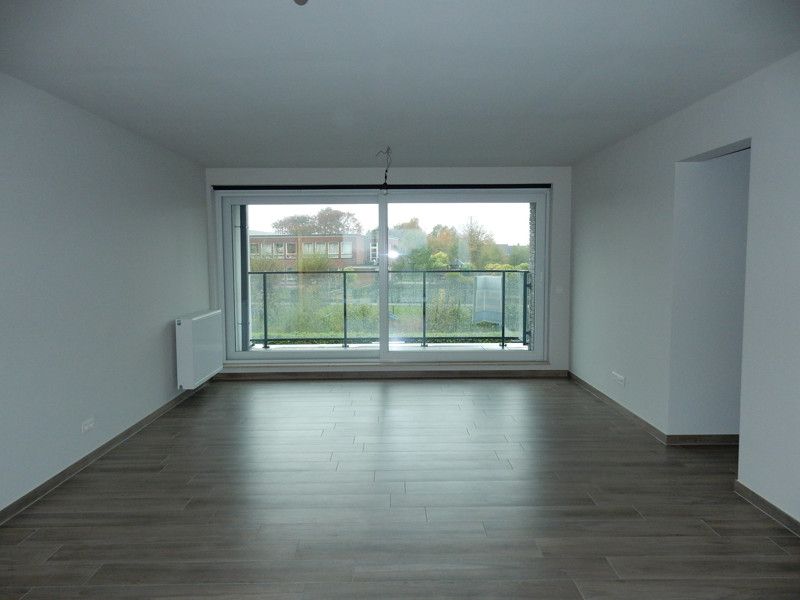 Appartement gelegen in het centrum van Wingene. foto 4