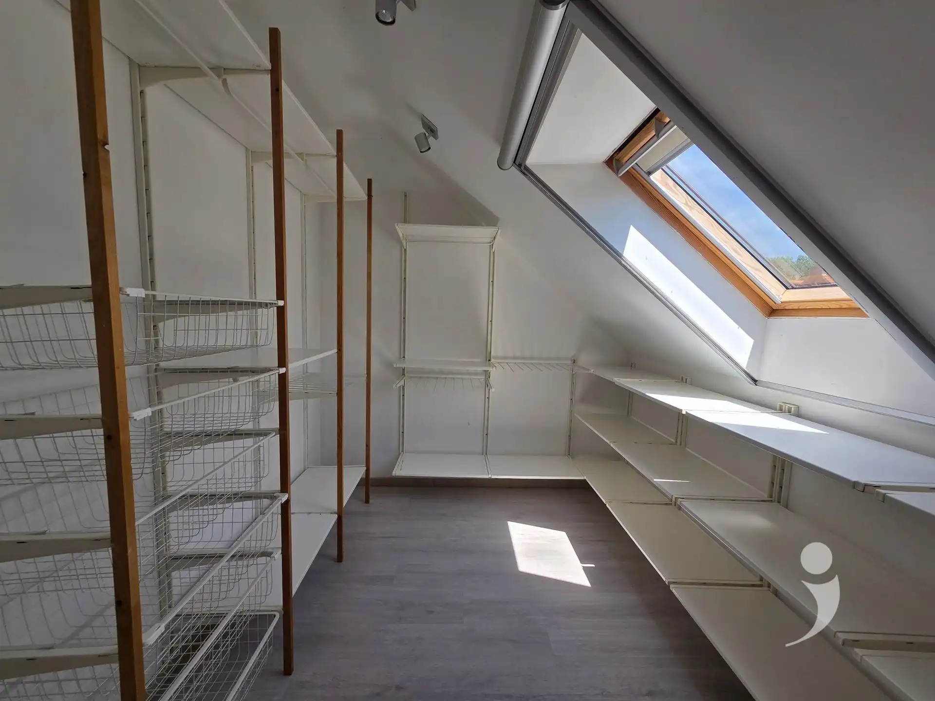 Moderne, ruime vrijstaande woning met hoogwaardige afwerking en zonnige tuin foto 11