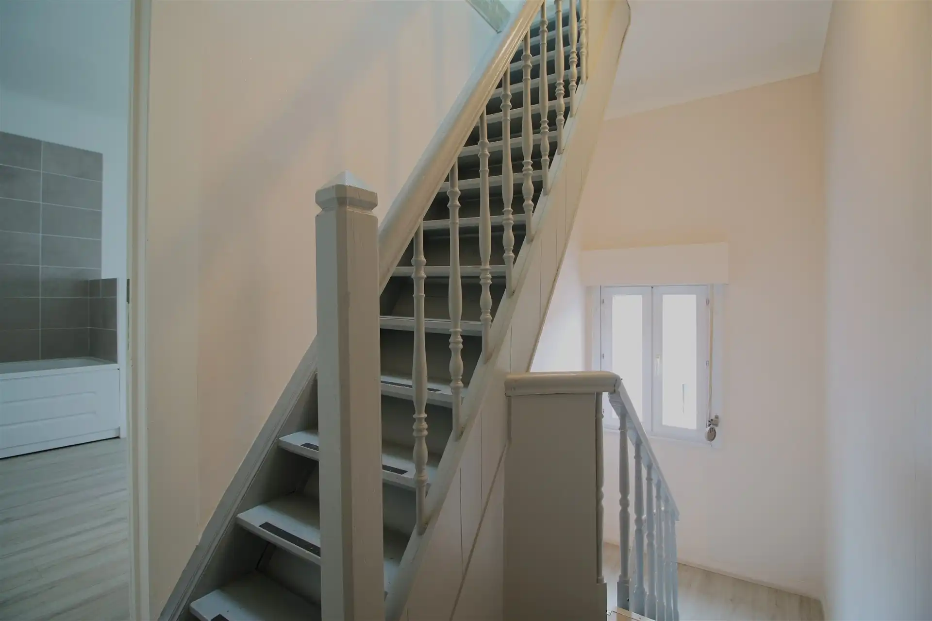 Vernieuwde rijwoning met tuin i.h. centrum foto 18