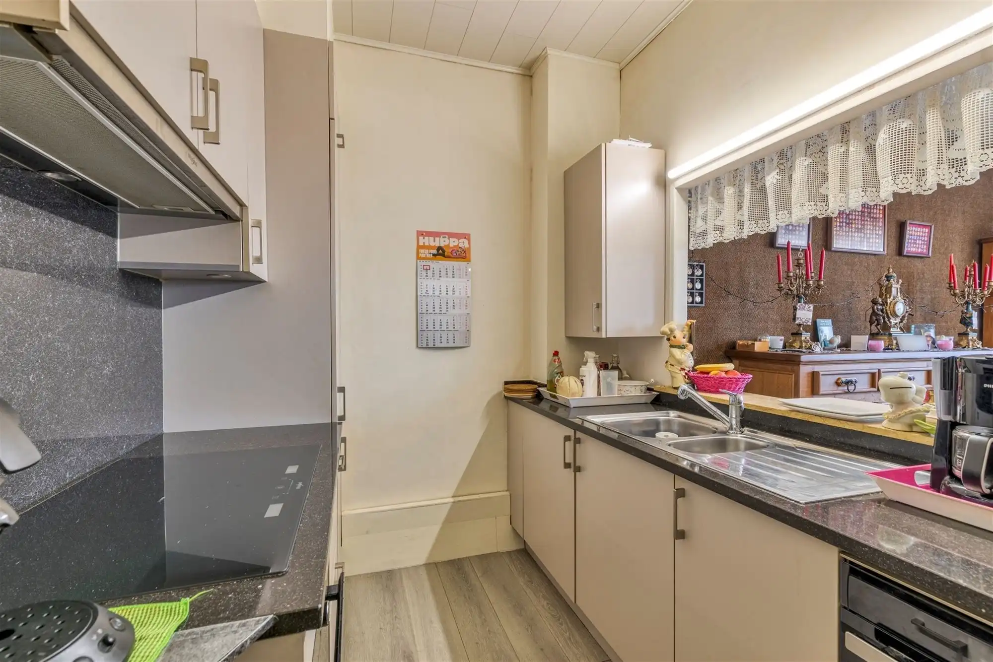 Gelijkvloers appartement met 2 slaapkamers foto 10