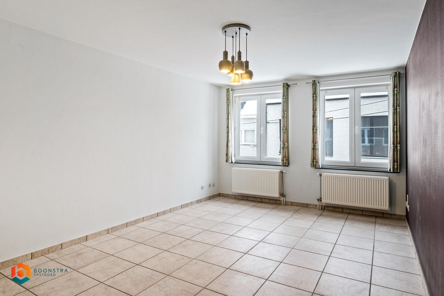 Instapklare rijwoning in centrum Heist foto 10