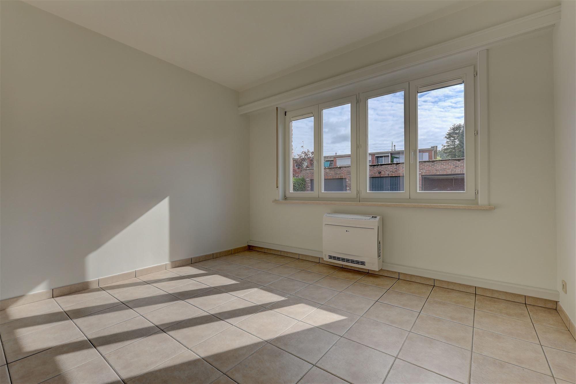 Energiezuinig gelijkvloersappartement met twee slaapkamers en garagebox foto 6