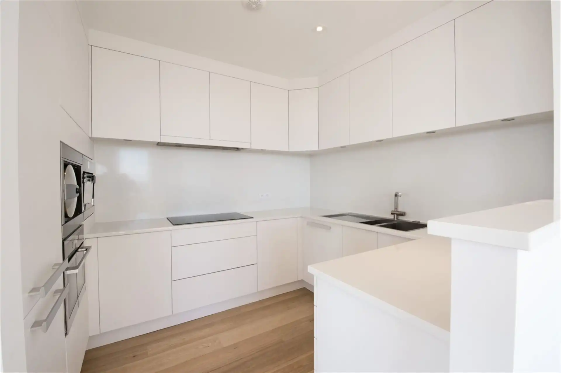 Exclusief appartement met panoramisch uitzicht over Brussel van ± 180 m² foto 11