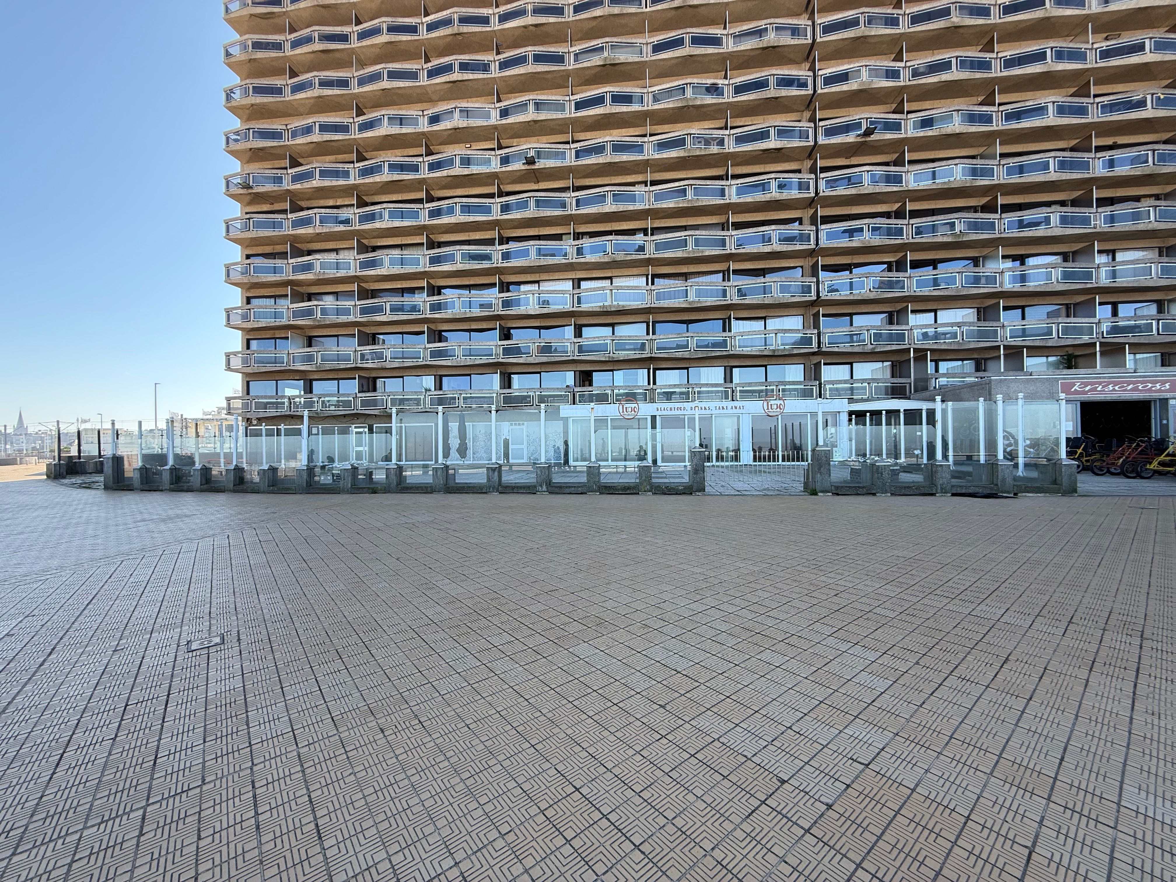 Handelsgelijkvloers 150m² Zeedijk foto 13