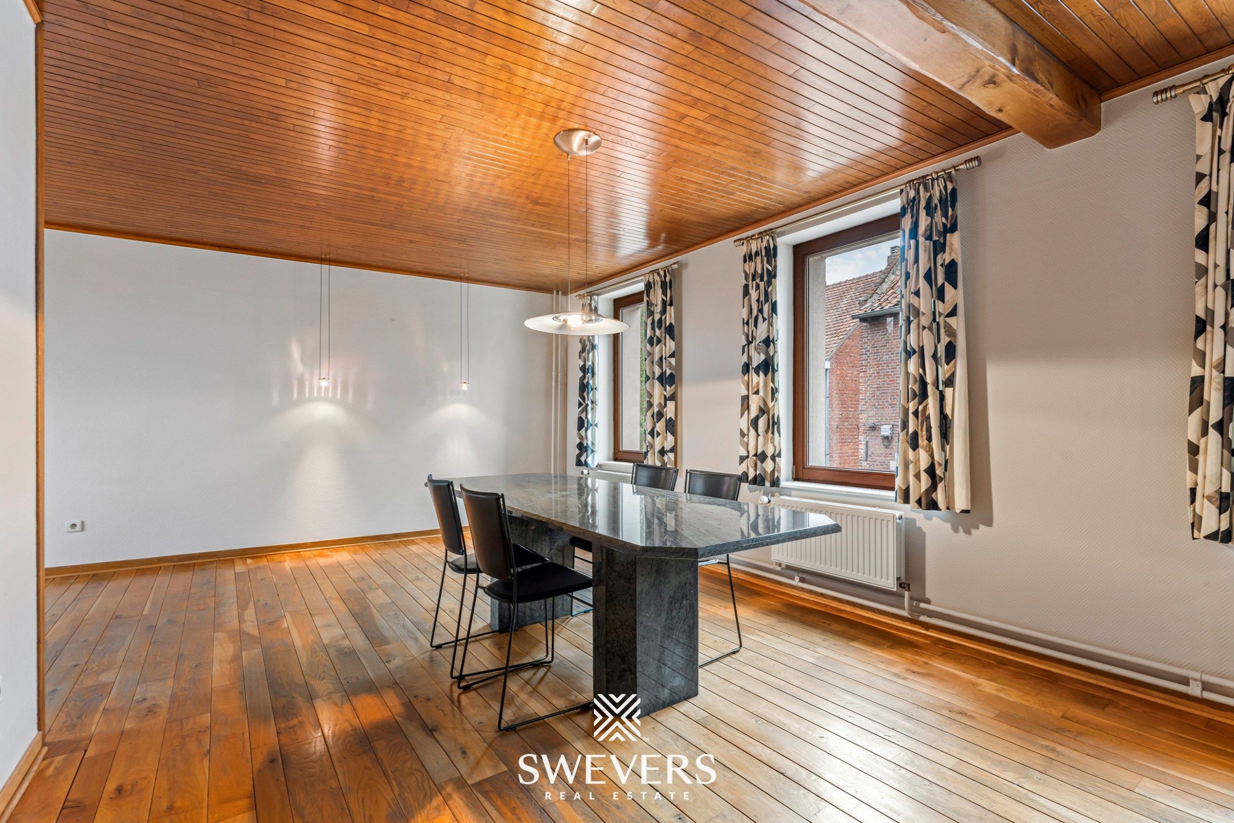 Instapklaar handelspand met woonst en tuin in Herk-de-Stad foto 13