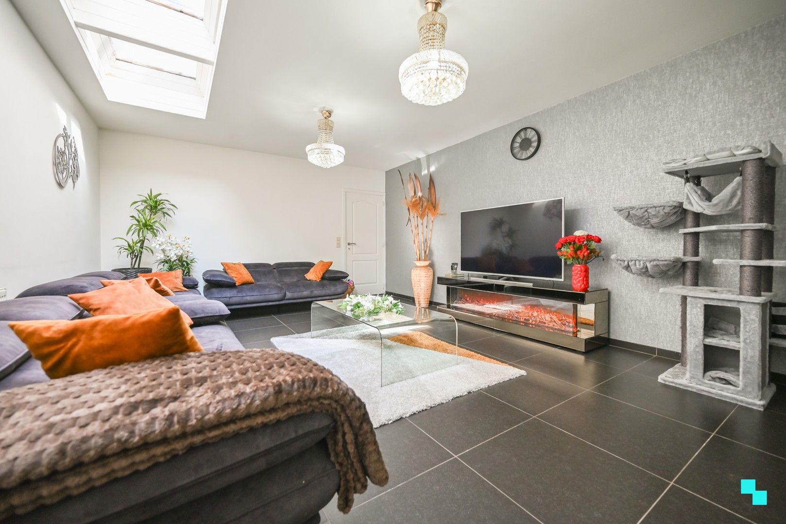 Ruime ééngezinswoning met vijf slaapkamers nabij centrum Izegem foto 11