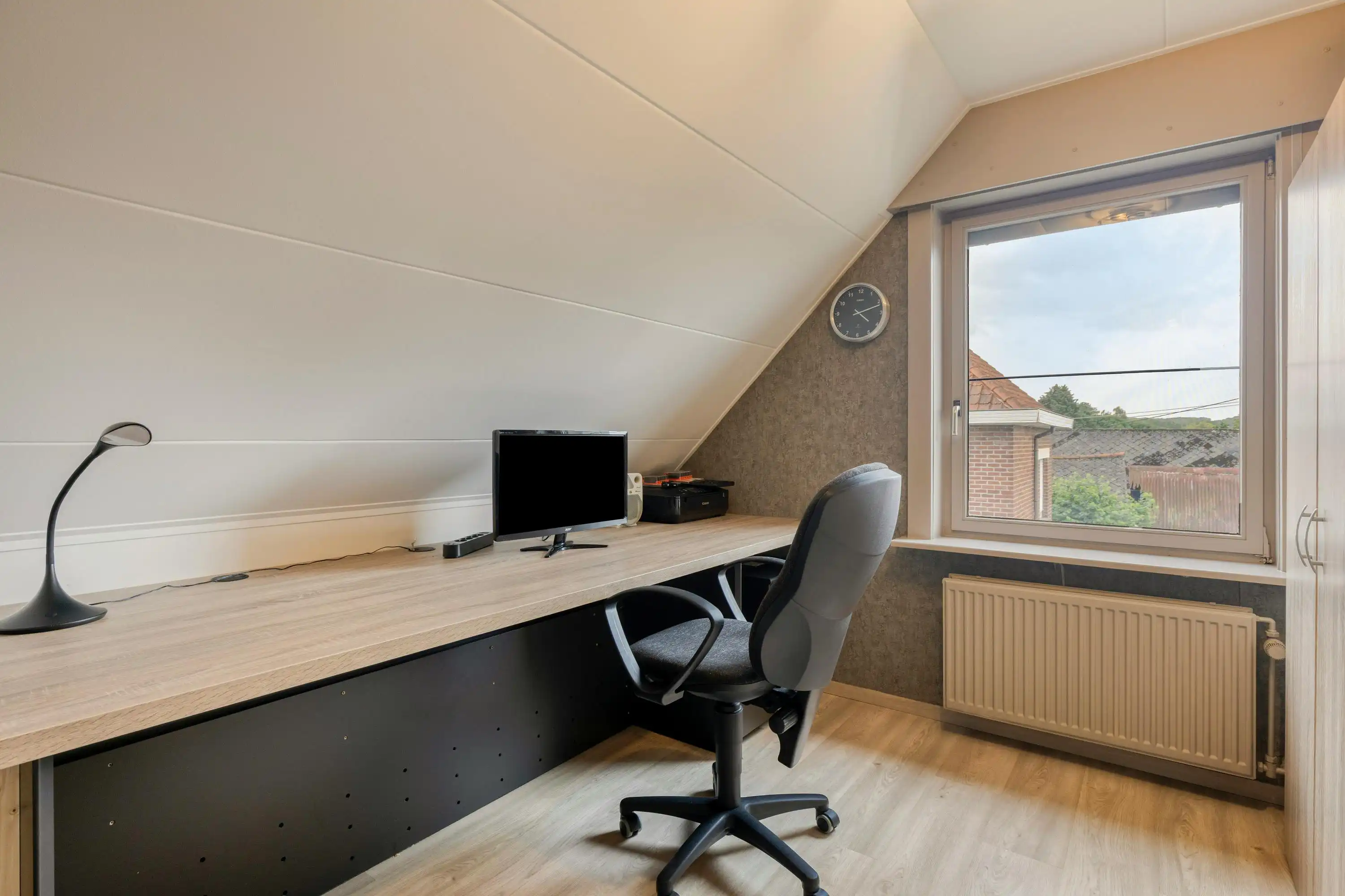 Woning met 3 slaapkamers in de Savooistraat in Ronse te koop foto 11