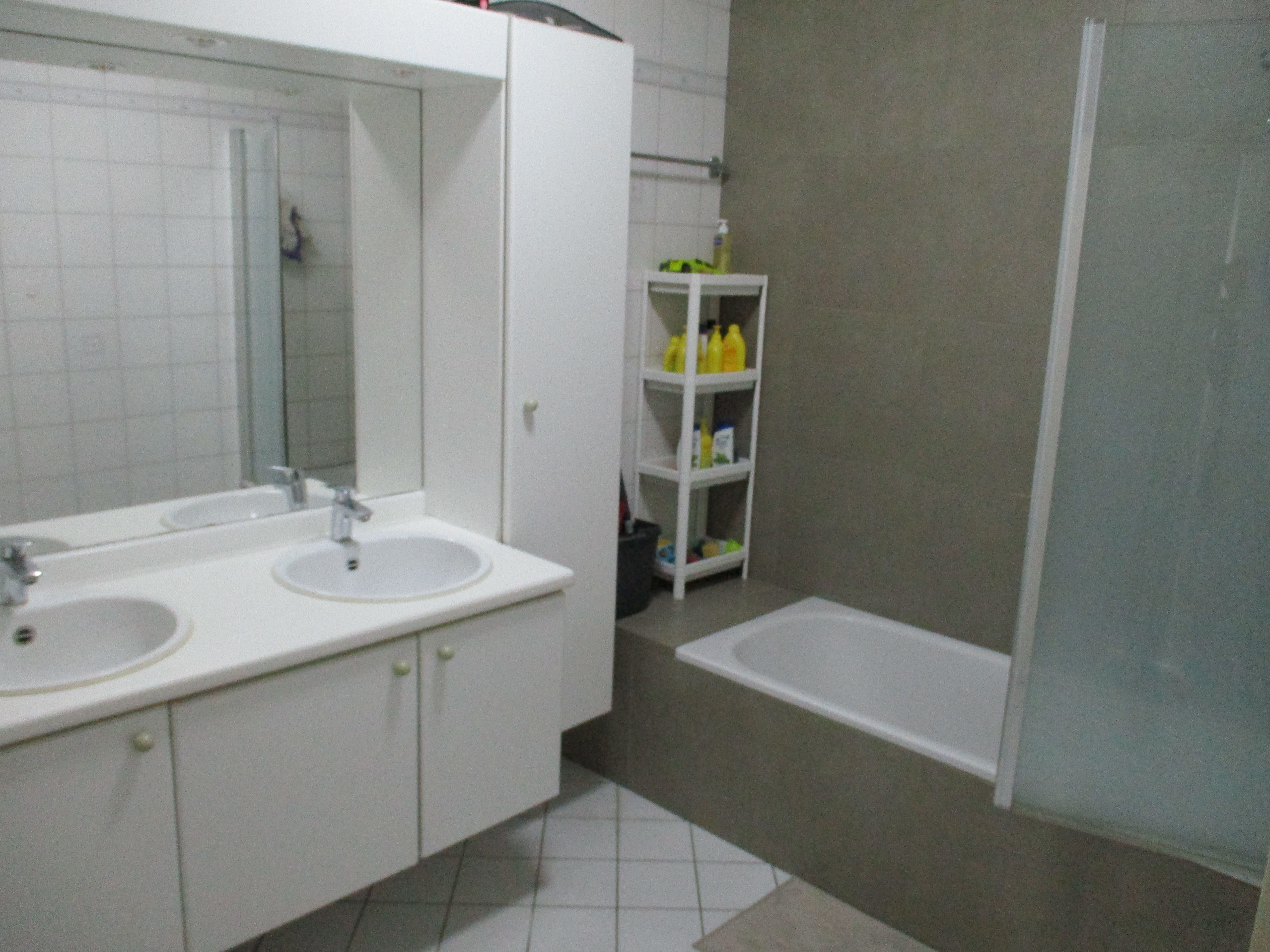 Mooi gerenoveerd appartement in rustige omgeving foto 4