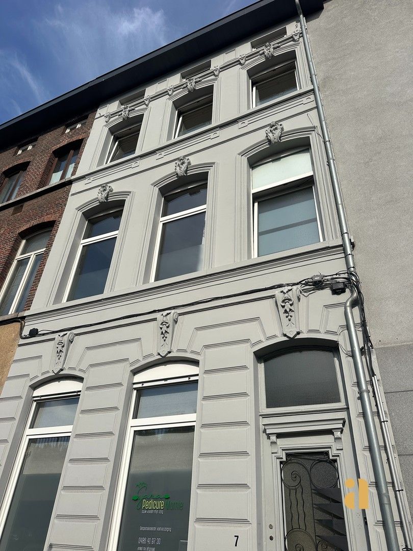 Karaktervol herenhuis waar licht, ruimte & zon elkaar ontmoeten foto 26