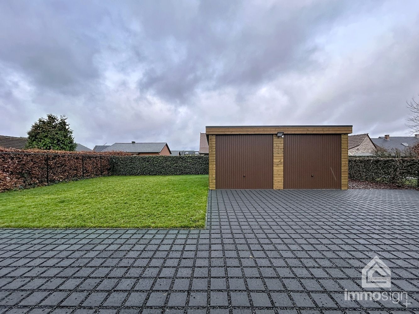 Instapklare laagbouwwoning met 2 (mgl. 3) slaapkamers en dubbele garage op een perceel van 718 m² foto 24