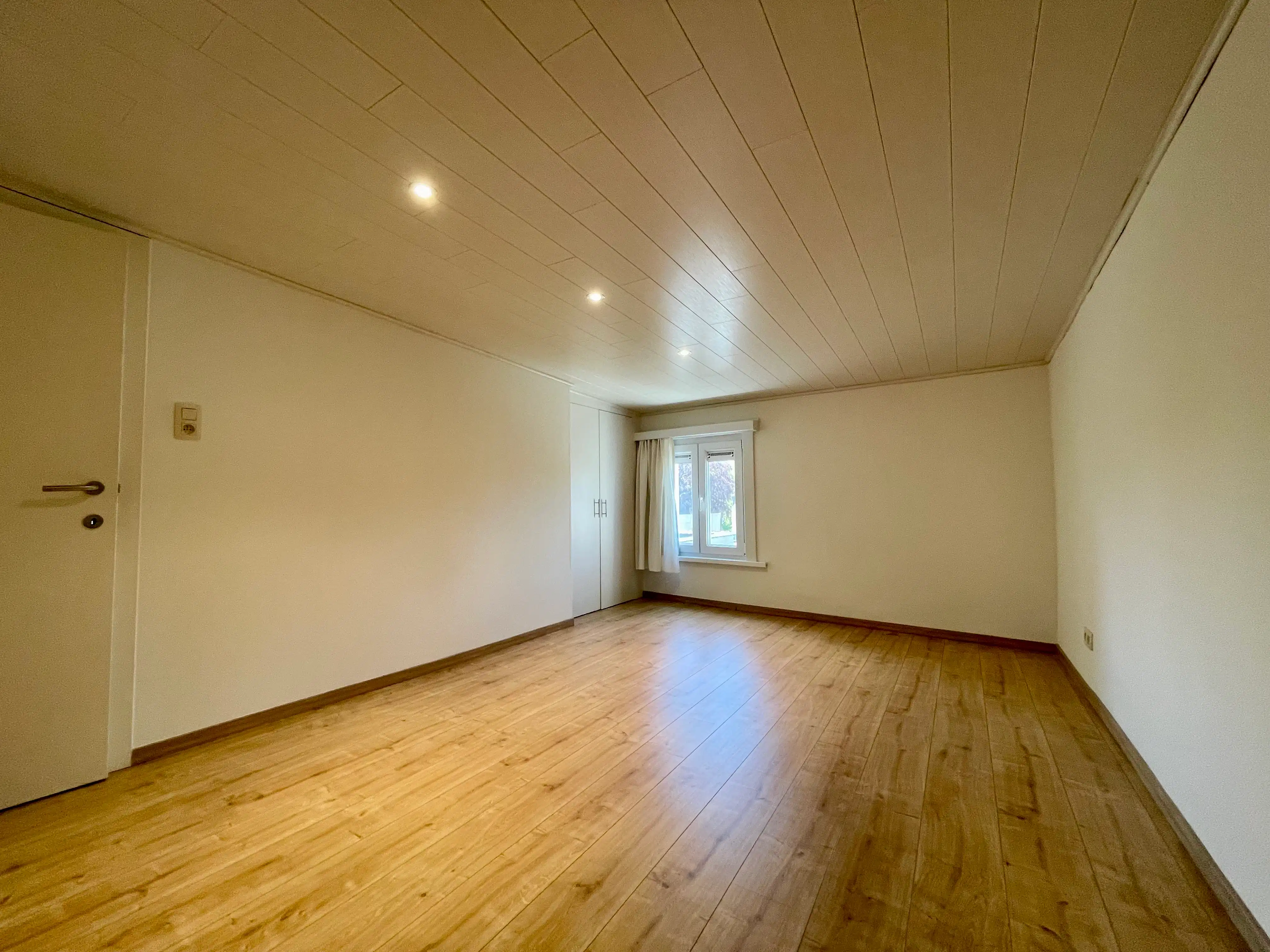 Instapklaar tweeslaapkamerappartement te Gent/Wondelgem foto 12