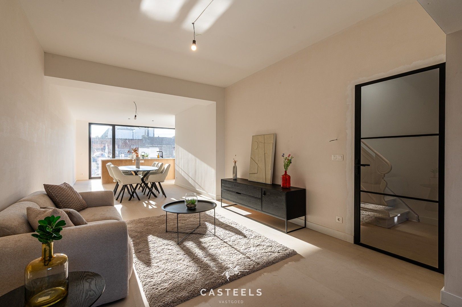 Gerenoveerde karakterwoning met 4 slpks in Gentbrugge foto 3