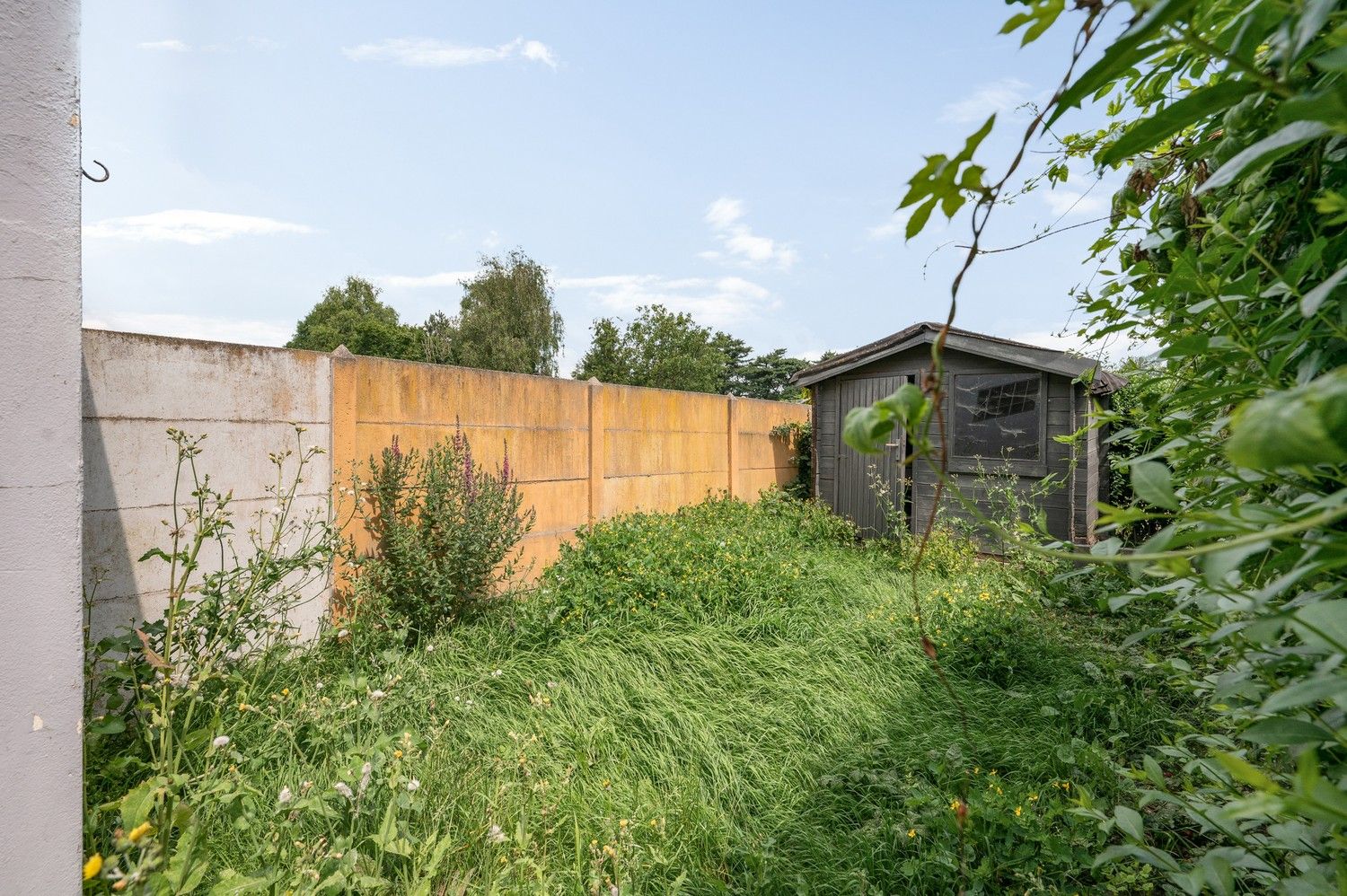 Charmante te renoveren rijwoning met veel potentieel op gunstige locatie in Lier foto 15