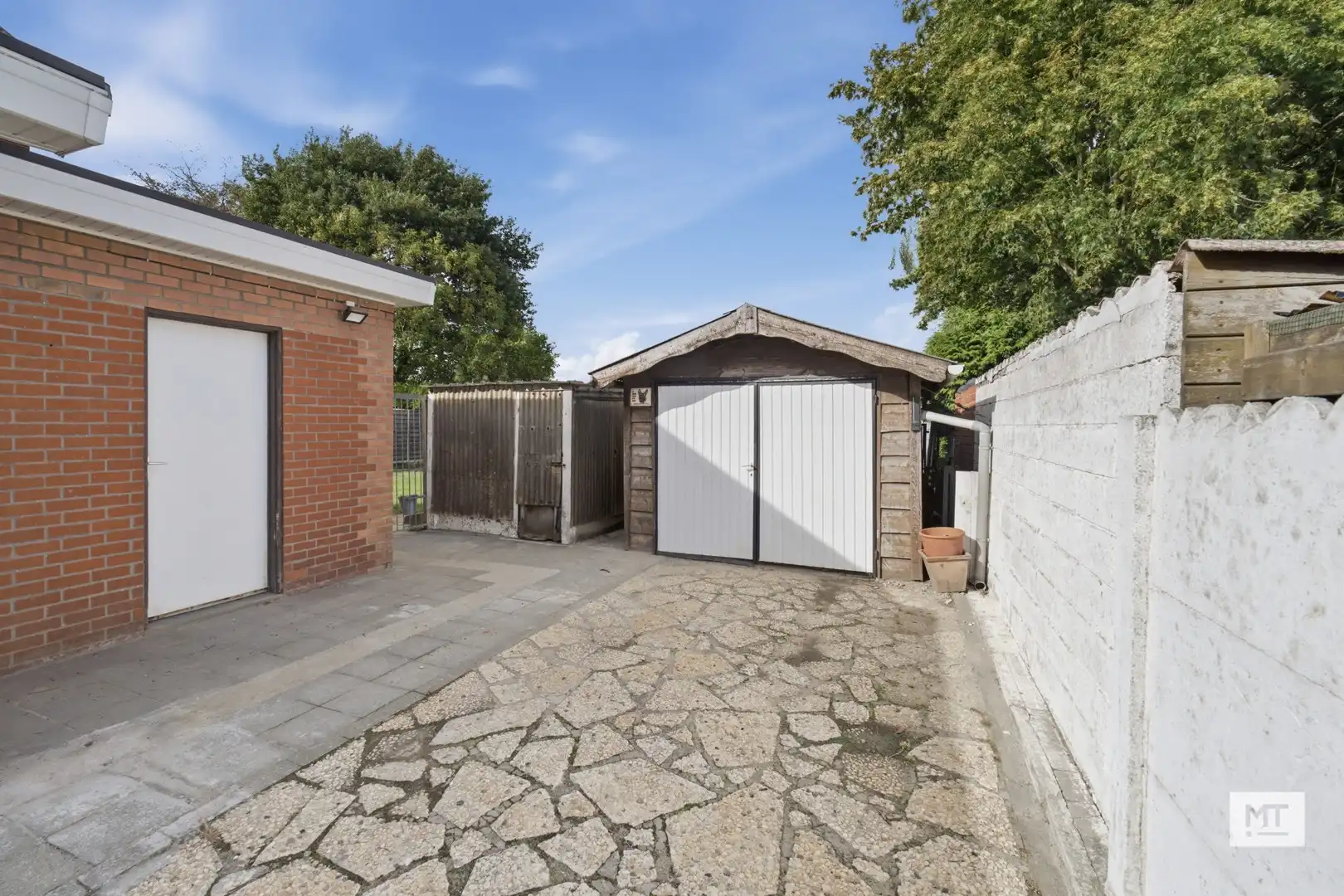 Gerenoveerde alleenstaande woning te koop op de Madonna foto 20