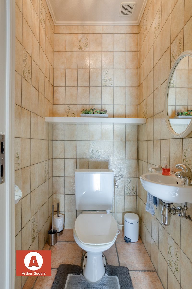 Rustig gelegen, instapklare en perfect onderhouden Bungalow. foto 20