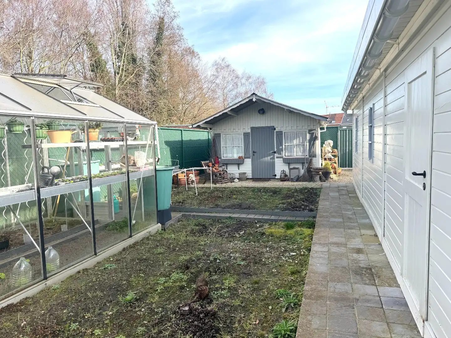 Instapklaar wonen? Ontdek deze woning met 4 slaapkamers, poolhouse en nieuwe badkamer. foto 29