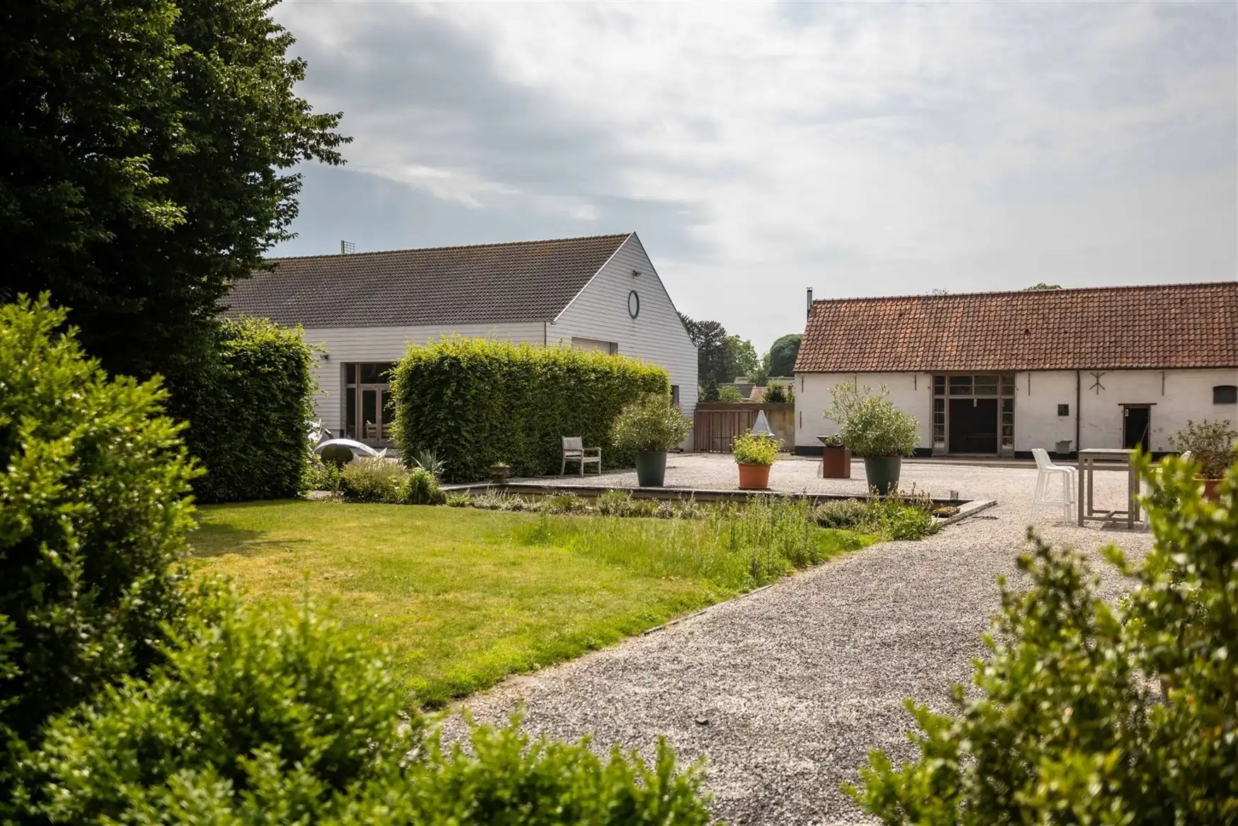 Riante eigendom met ontwikkelingsmogelijkheden foto 4