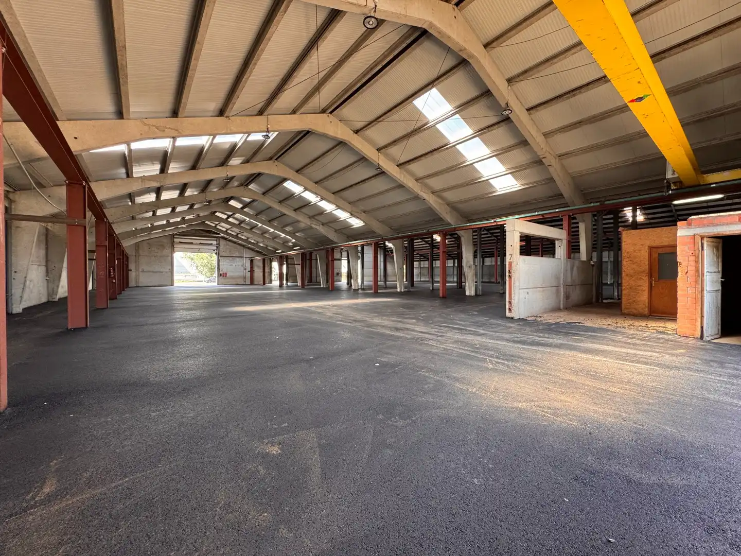 Magazijnruimte van 4.000 m² in Zwevezele foto 8