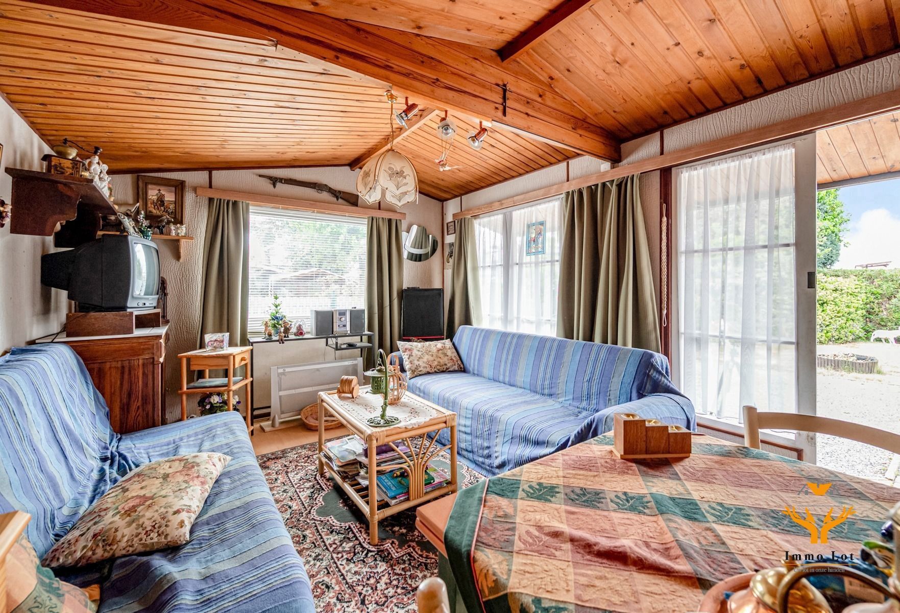 Chalet op wandelafstand van het Donkmeer foto 3