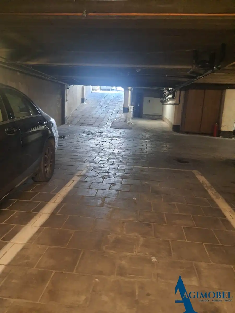 autostandplaats op niveau -1 - Leopoldlaan 95 te 8300 Knokke foto 5