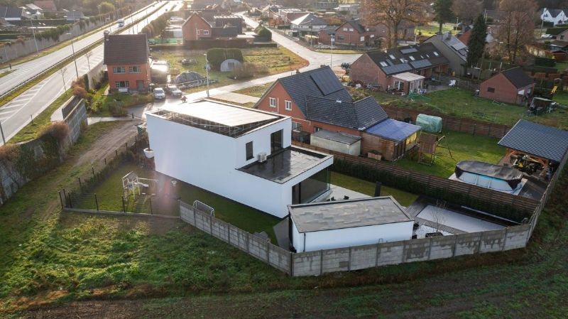 Exclusieve villa met zwembad foto 38