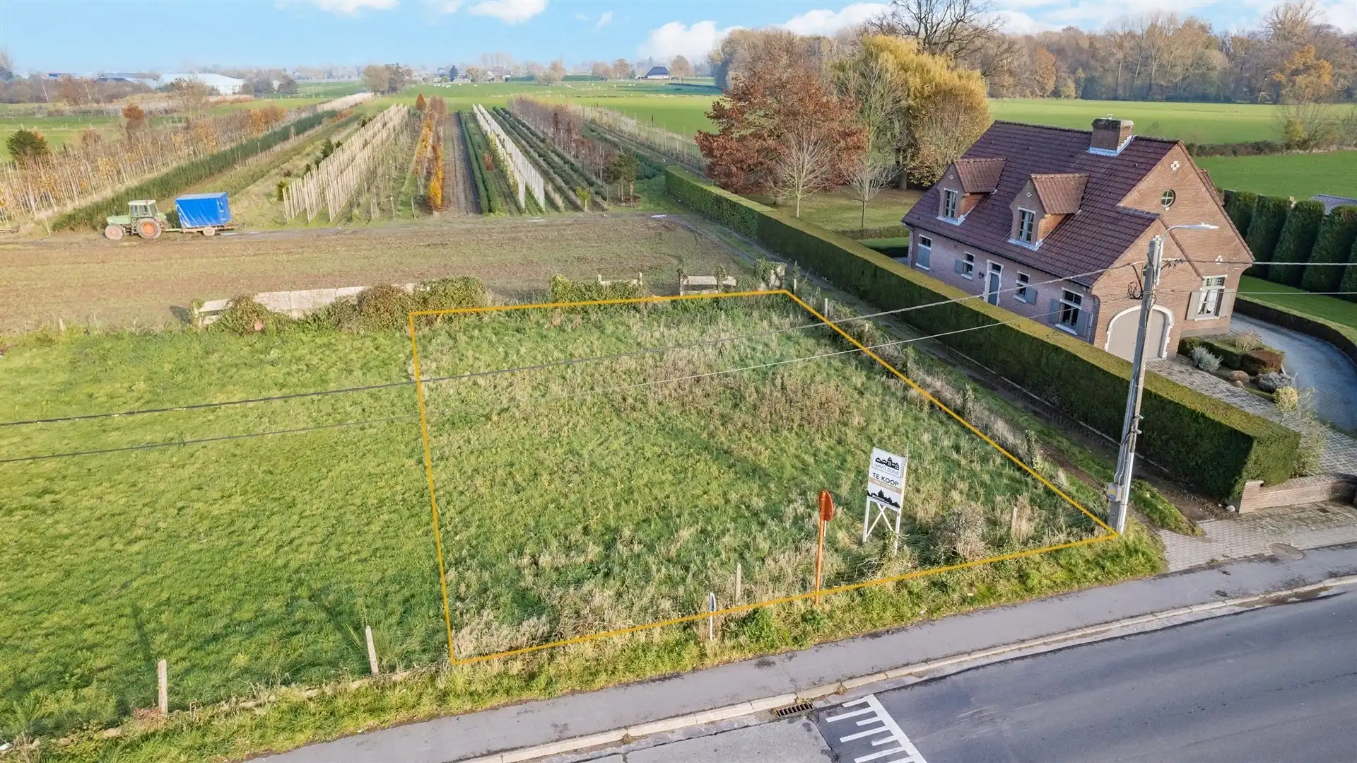 Bouwgrond voor open bebouwing met straatbreedte 19,85m foto 2