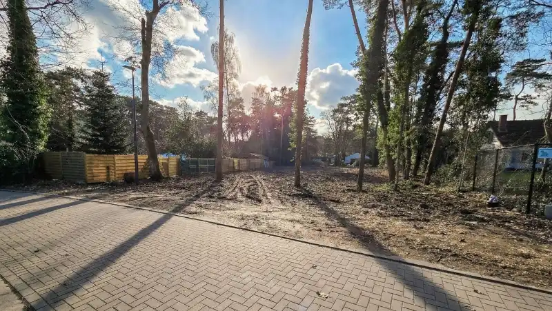 Bouwgrond van 18 are met perceelsbreedte 25 meter foto 4