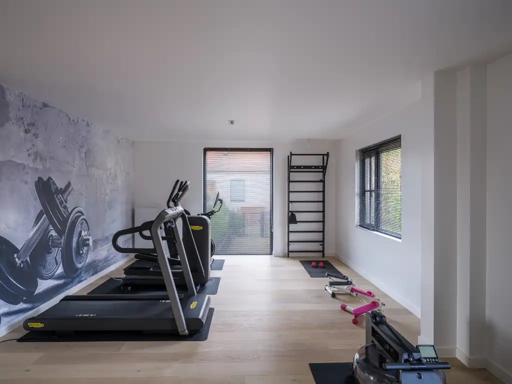 Sint-Martens-Latem – Bijzonder ruime en energiezuinige villa met woon-/werkmogelijkheid vlakbij het dorpscentrum. foto 14