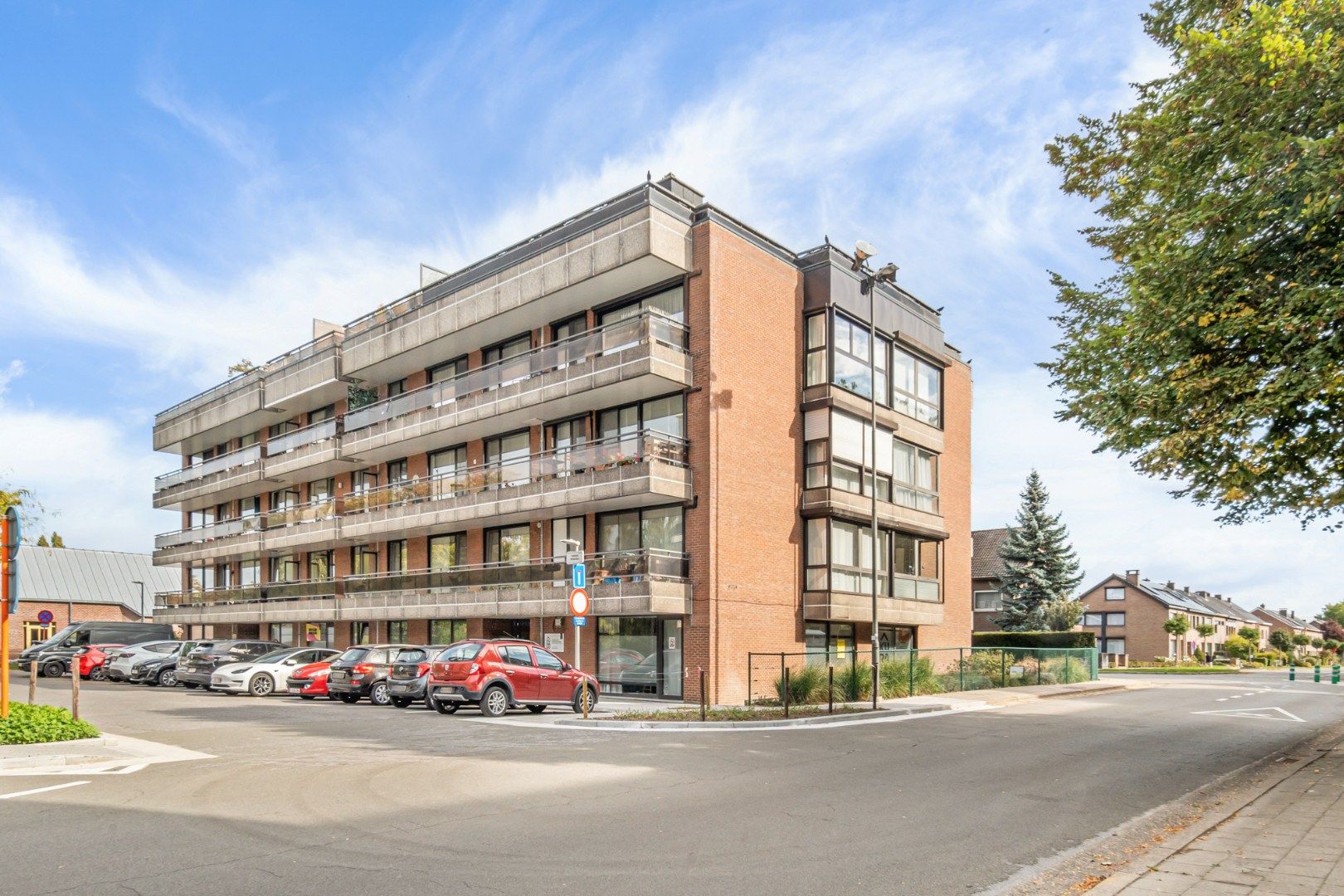 2 slpk appartement, 126 m², terras, autostaanplaats, kelderberging foto 17