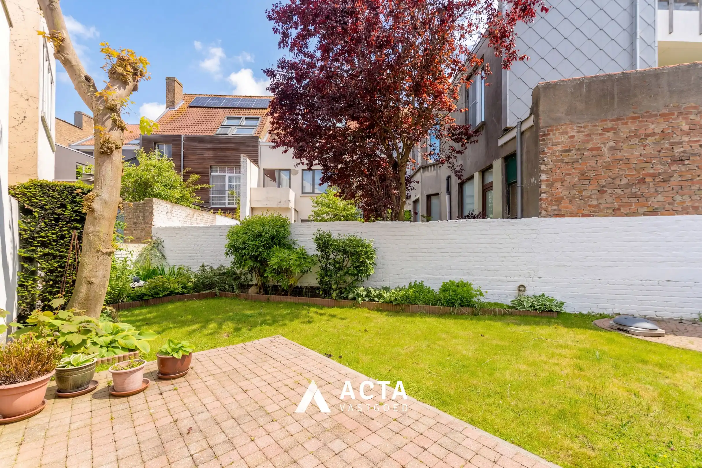 Ruime woning met 5 slaapkamers, garage en zonnige tuin  foto 25