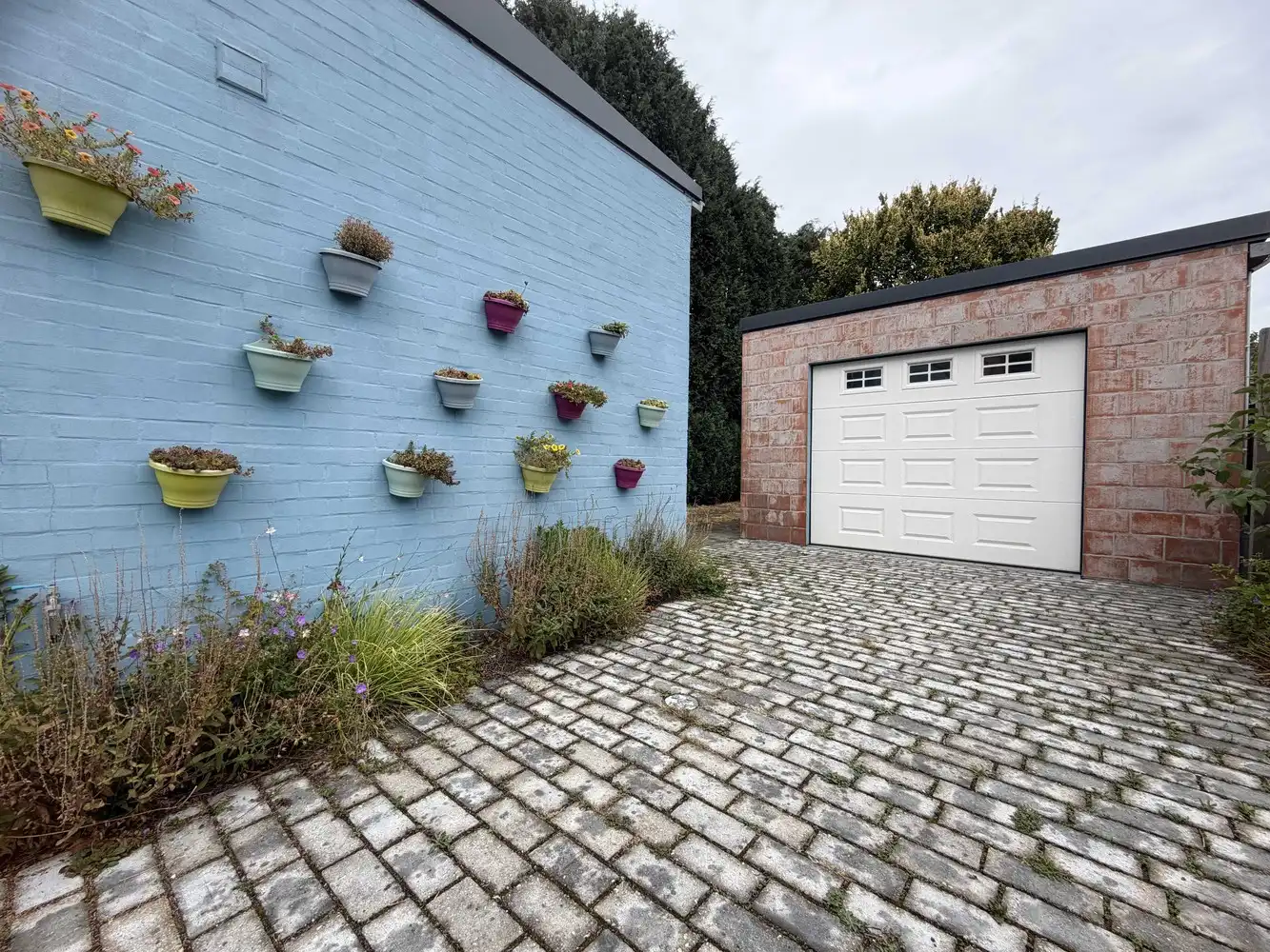 Degelijk gerenoveerde woning met minstens 5 slaapkamers en aangename tuin foto 27