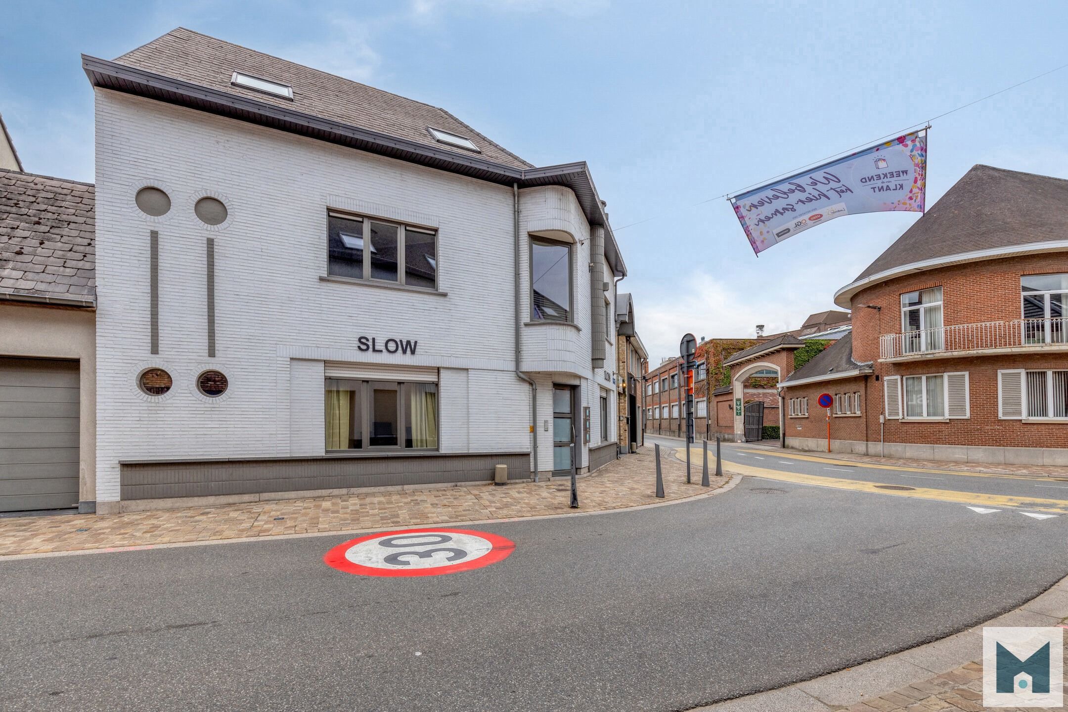 Lichtrijk, modern glvs app. met 2 slpks te Steenhuffel!  foto 2