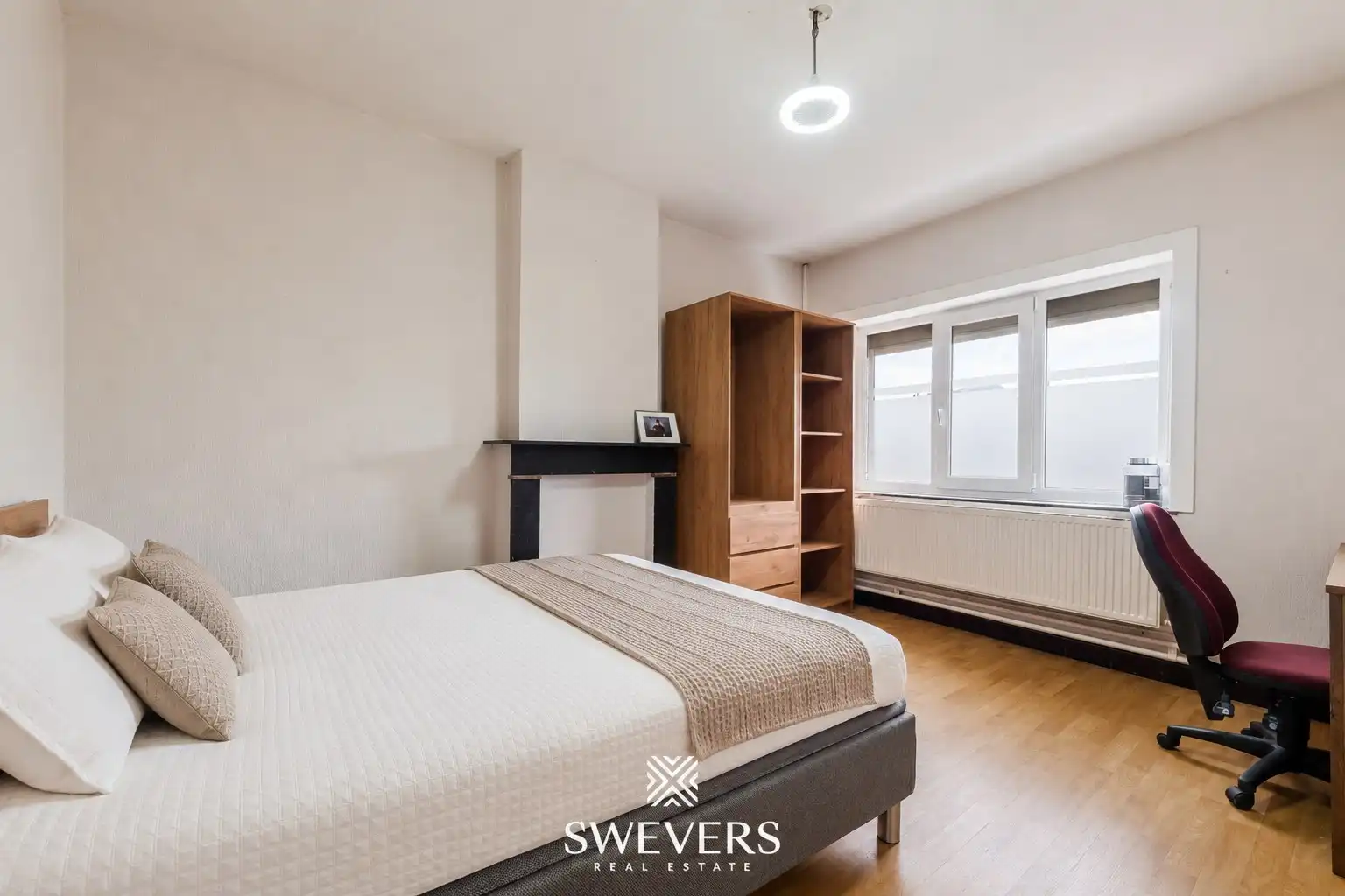 Te renoveren woning met 4 slaapkamers en 4 garages te Beringen foto 11