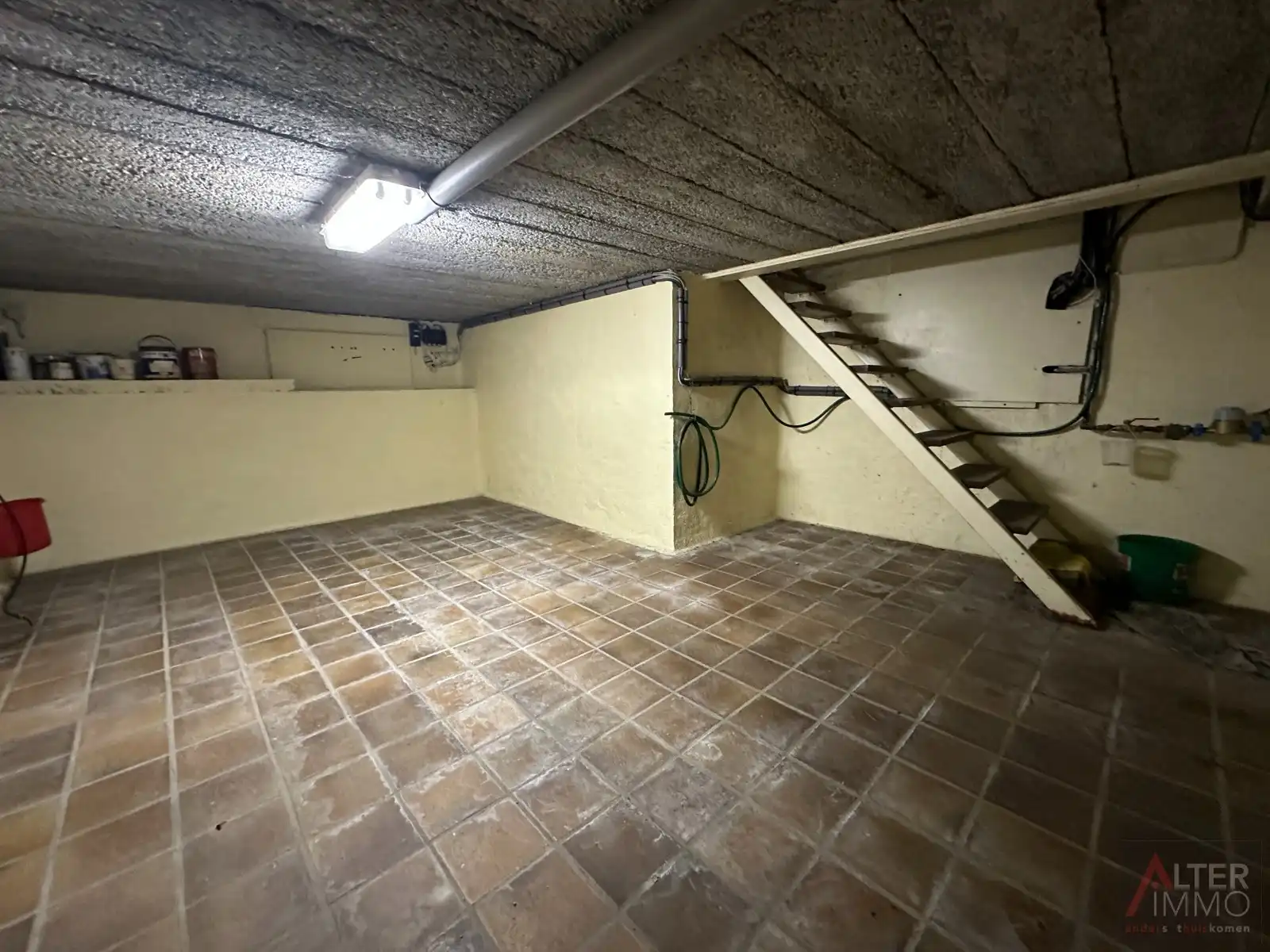 Opportuniteit! Gelijkvloerse woning met 3 slaapkamers op een groot en breed perceel (30 m) van 25a 65ca - EPC makkelijk te verbeteren! foto 22