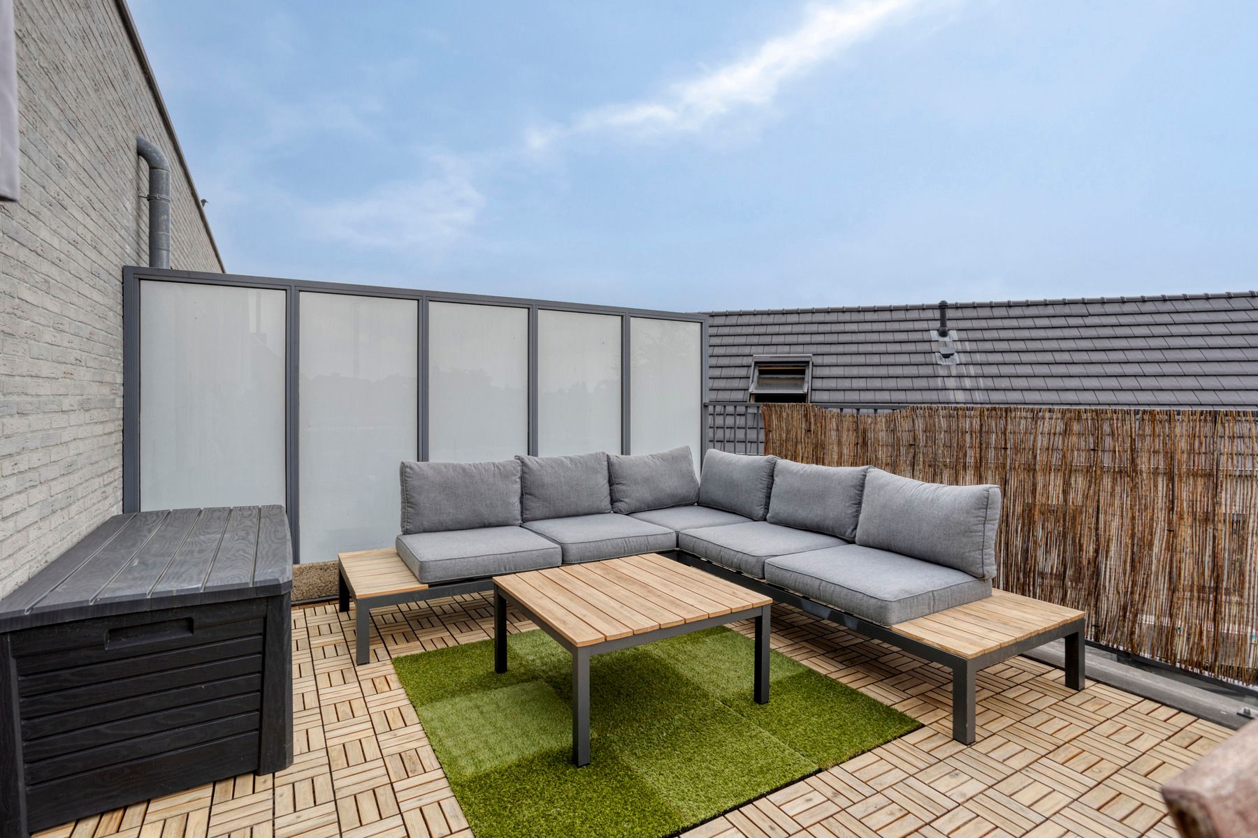 App 98m² met 2 slks, terras, staanplaats en 2 bergruimtes foto 27