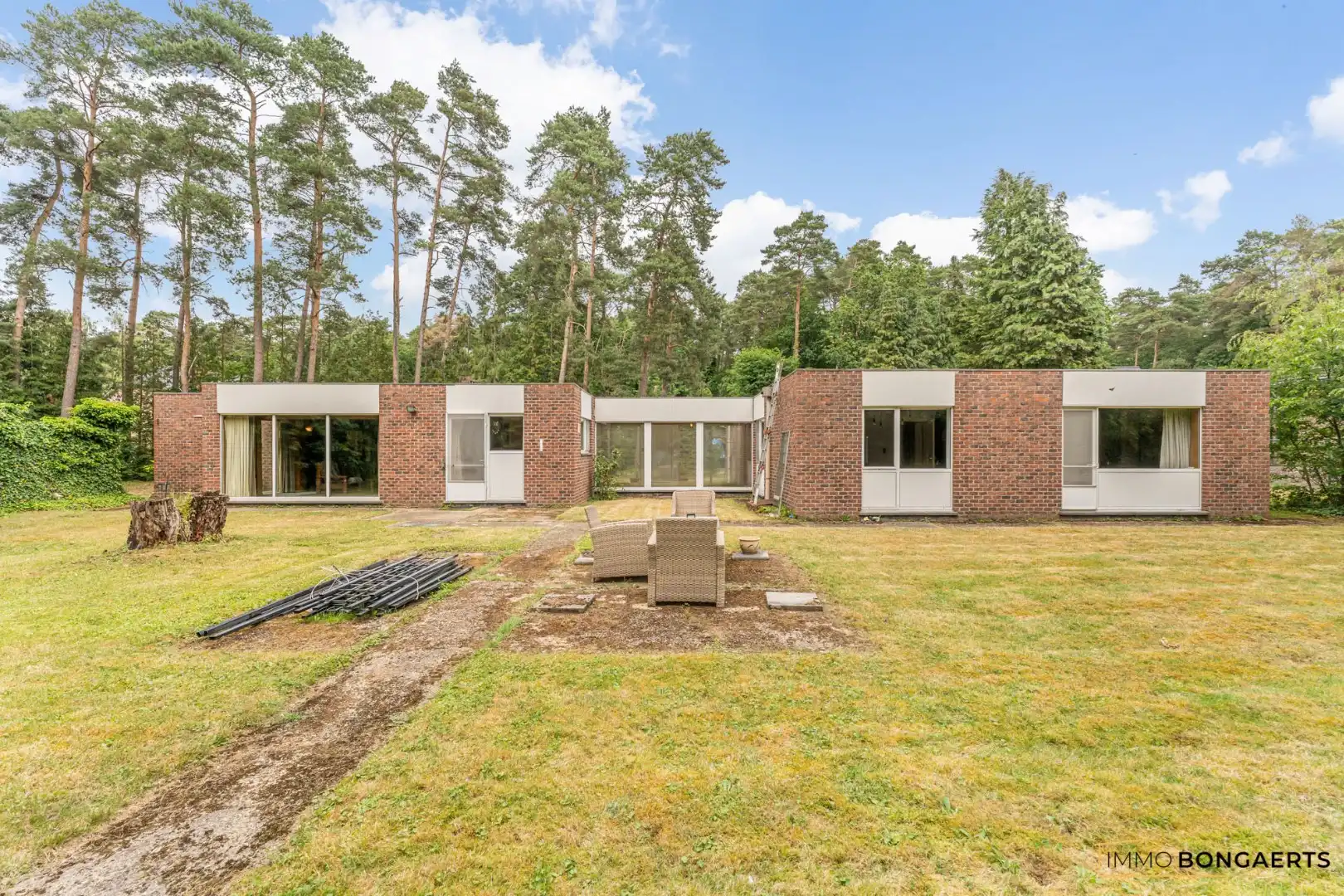 Rustig gelegen woning op uitzonderlijk perceel  foto 2