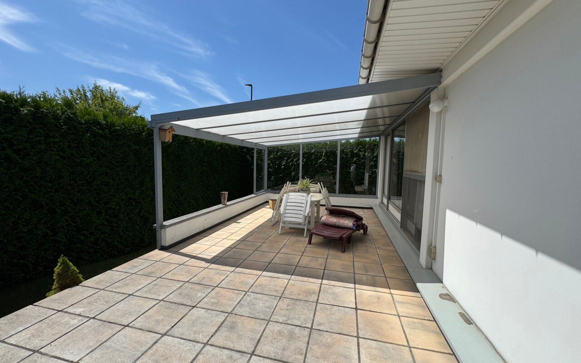 Rustig gelegen gelijkvloers-villa met 2 slaapkamers foto 2