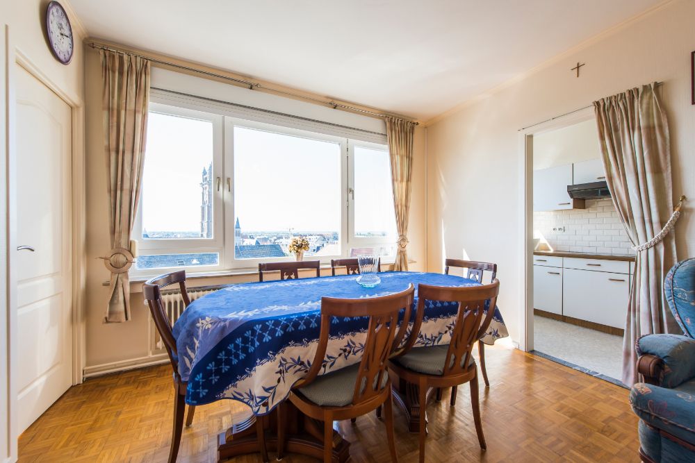 Heel centraal gelegen gemeubeld appartement met één slaapkamer foto 3