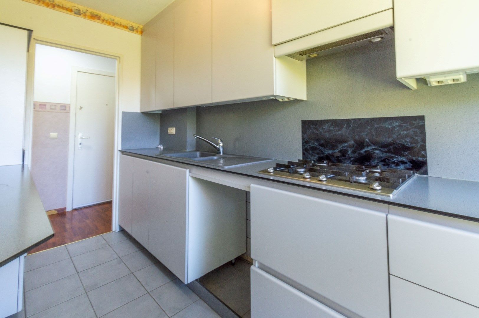 Een goed gelegen appartement te Anderlecht! foto 16
