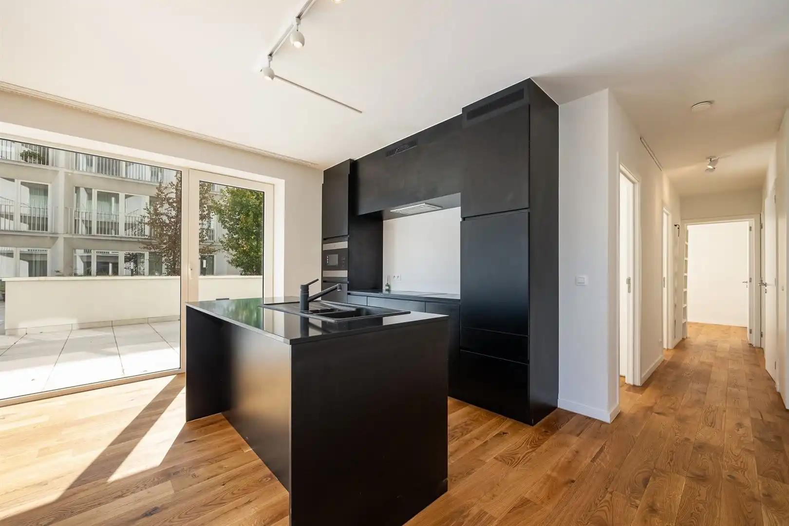 Cadixapp met groot terras foto 4