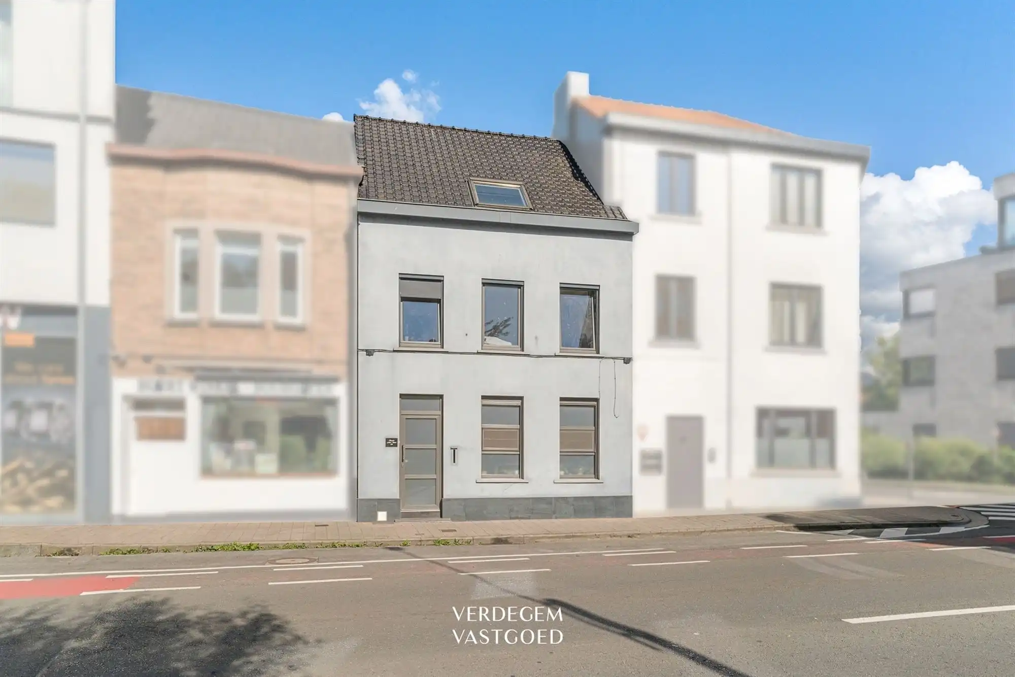 Verzorgde woning met 3 slaapkamers, terras en Bourgoyen als buur foto 17