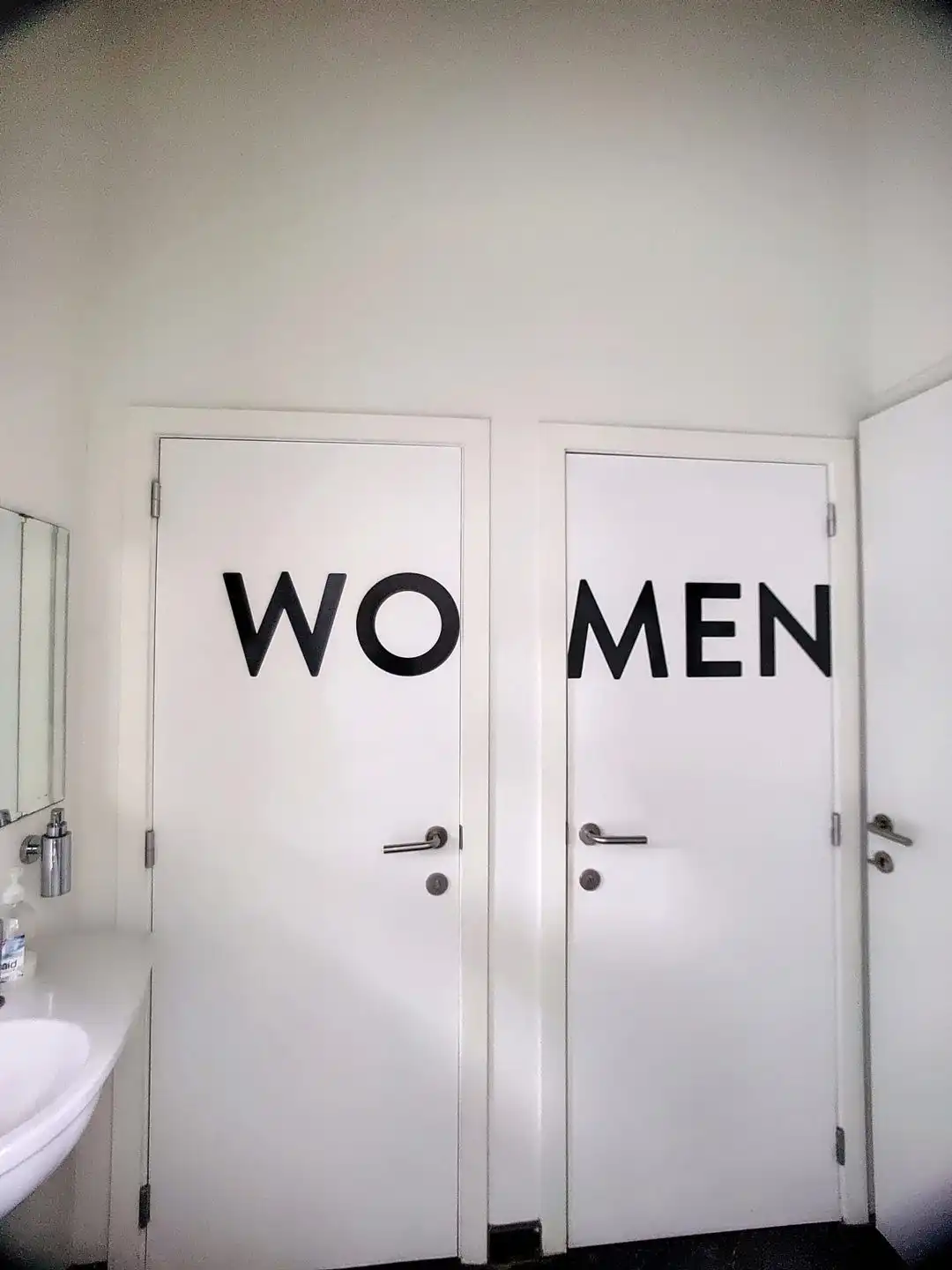 TE HUUR Kantoor foto 9