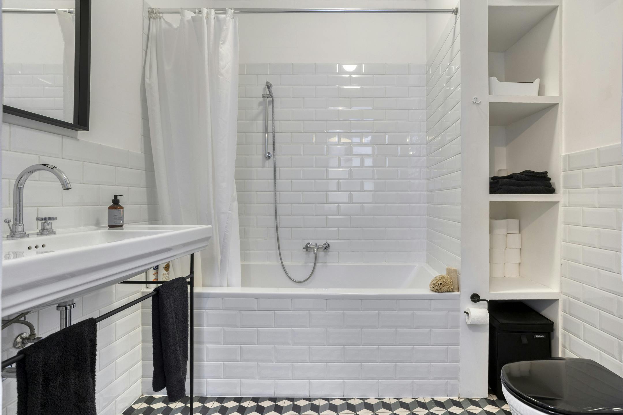 Duplex appartment te Sint-Gillis met 2 slaapkamers foto 19