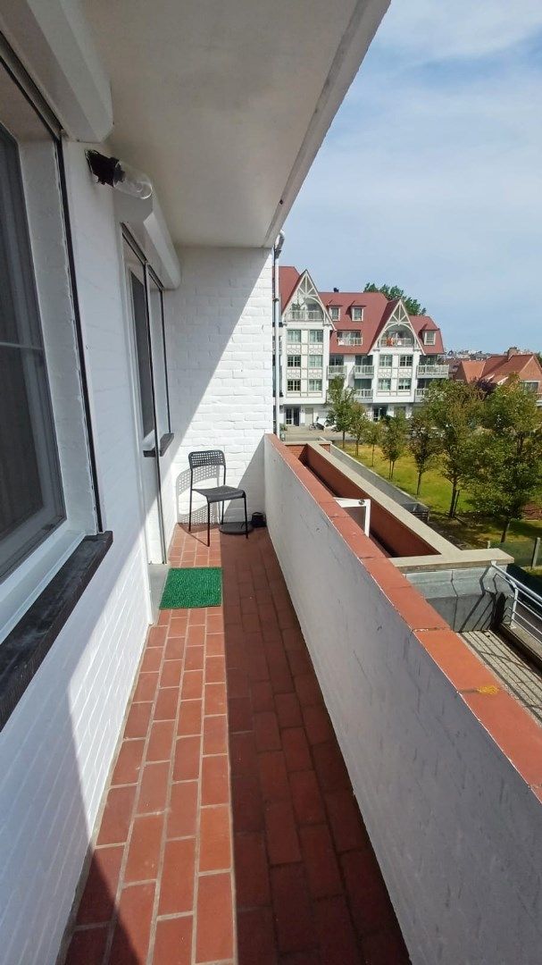 Ruim en zonnig appartement met 2 slaapkamers foto 16